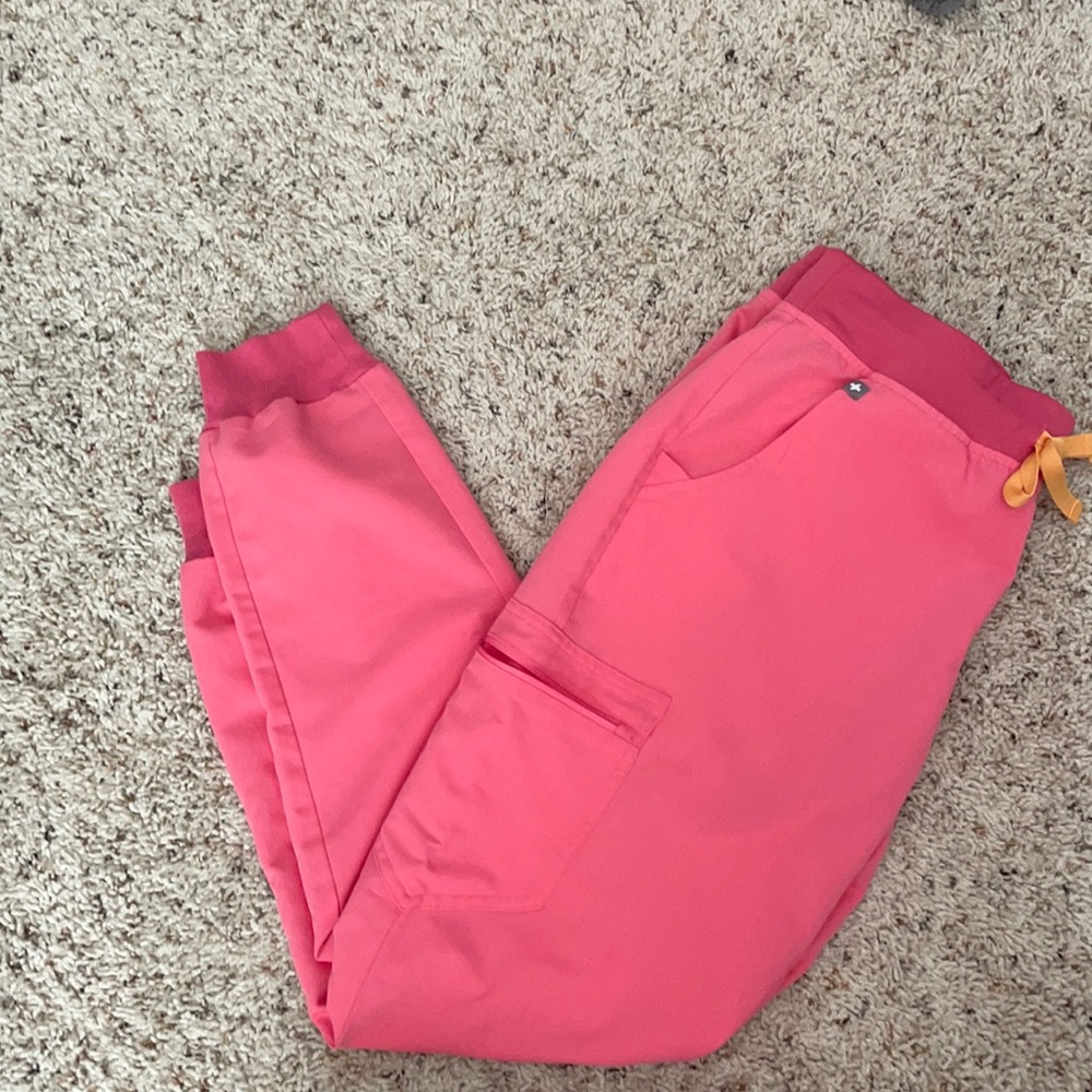 Hot pink FIGS joggers size medium
